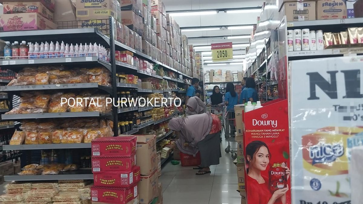 PT. AJE Group: Jantung Belanja Serba Ada di Cilacap Selatan